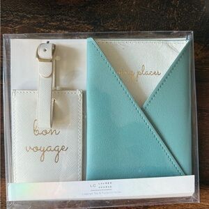 LC Lauren Conrad Luggage Tag and Passport Holder